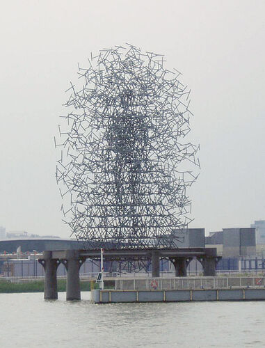 800px-Antony_Gormley_Quantum_Cloud_2000